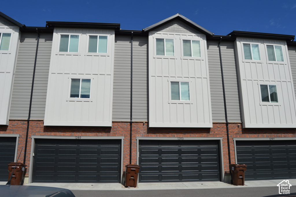 1293 E 1620 S photo 2