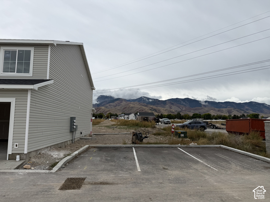 662 N 280 W photo 3