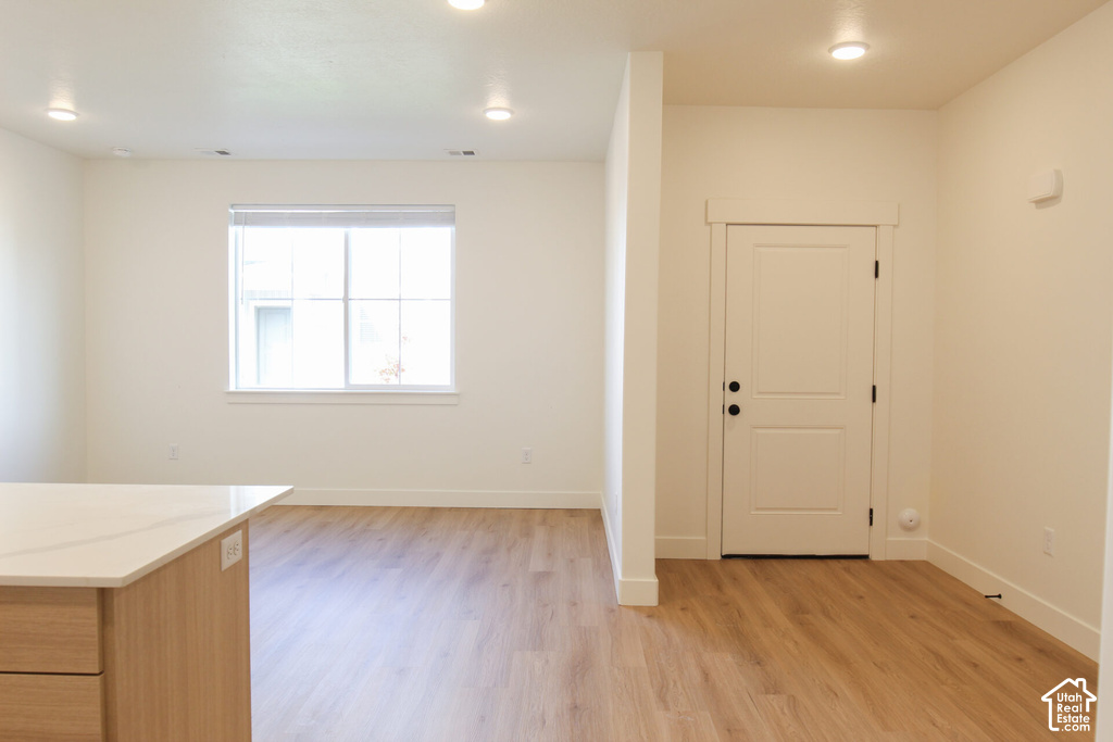 662 N 280 W photo 5
