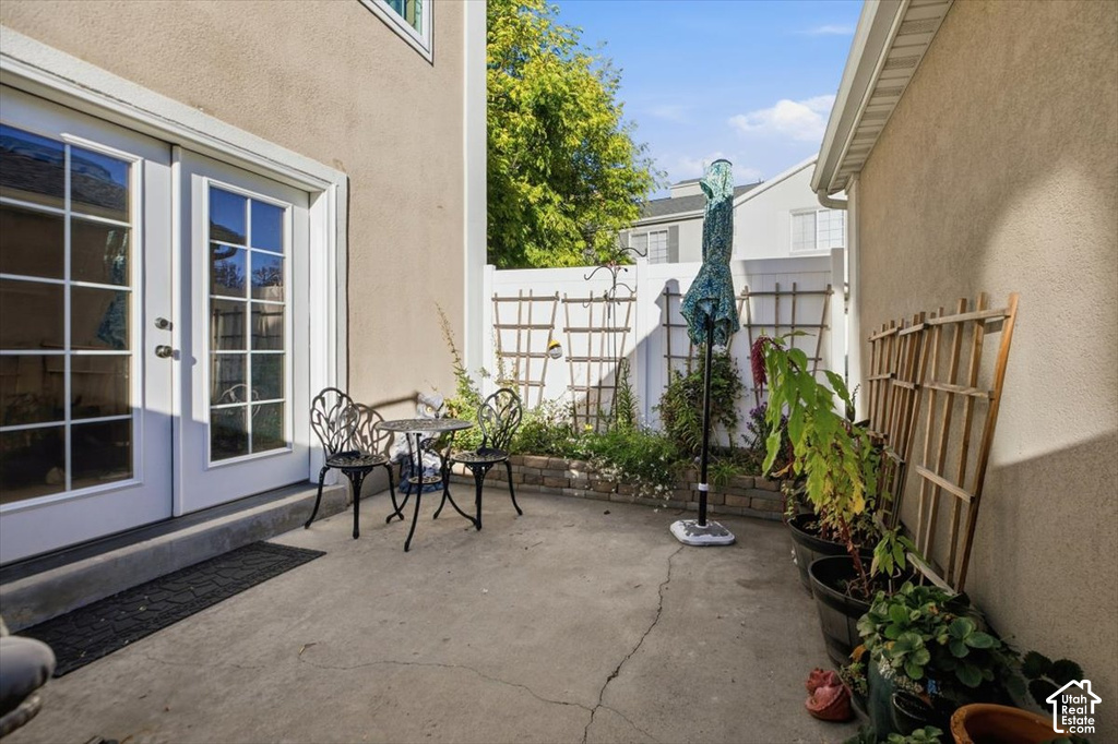 154 W COVENTRY N PL photo 2