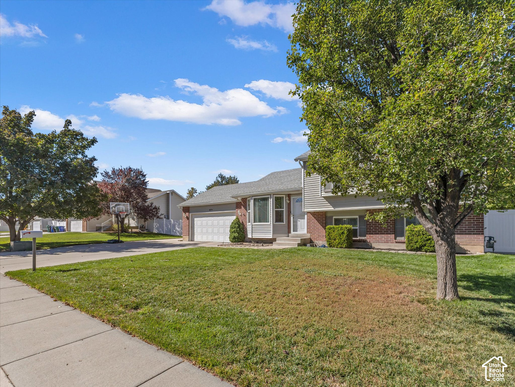 8274 S 1850 W photo 3