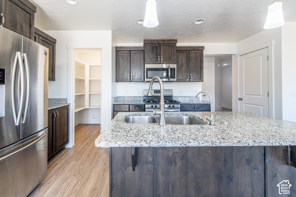 5899 S CHALLENGER WAY photo 5