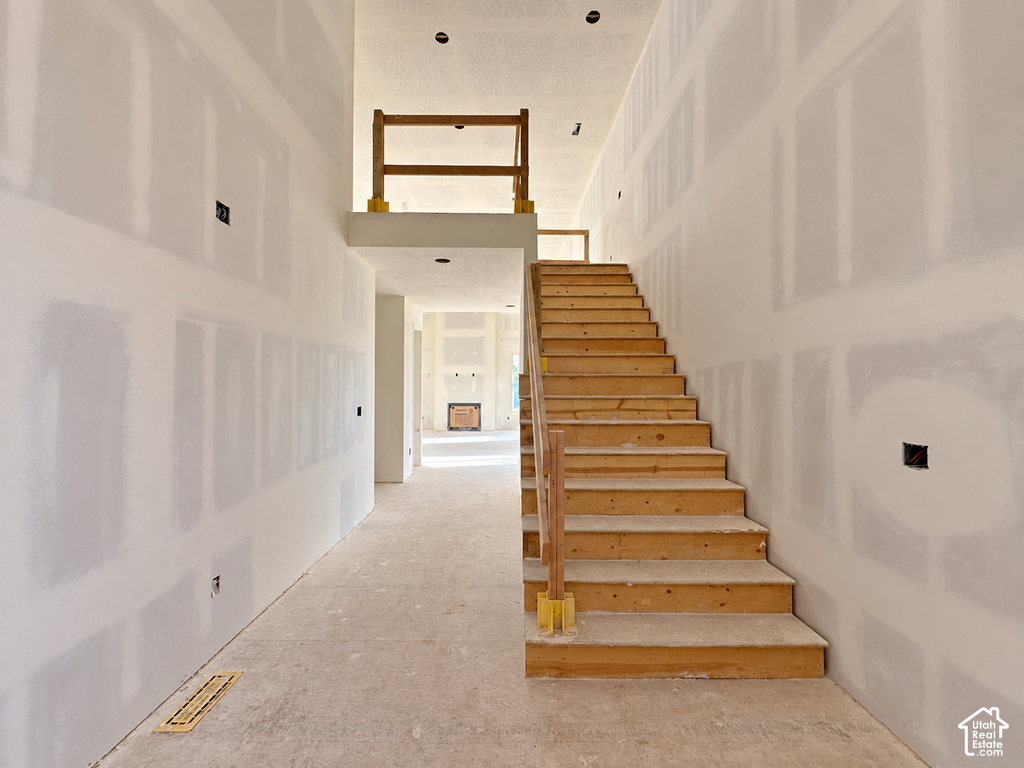 255 N SUMMERHILL W LN photo 3