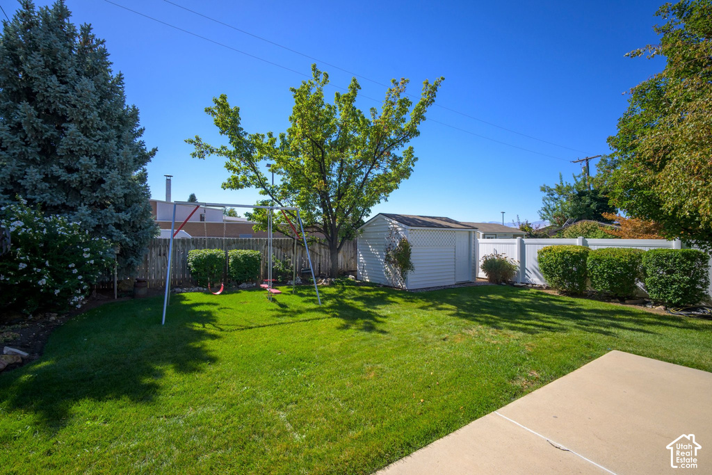 260 E ASHBROOK CIR photo 3