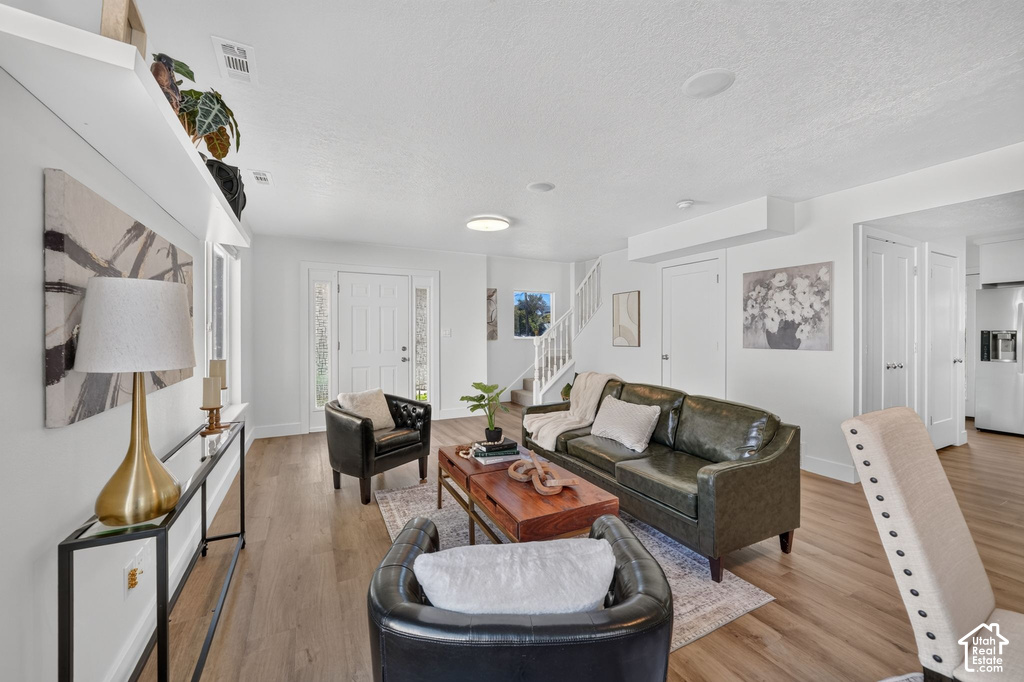305 N ARGYLE W CT photo 5