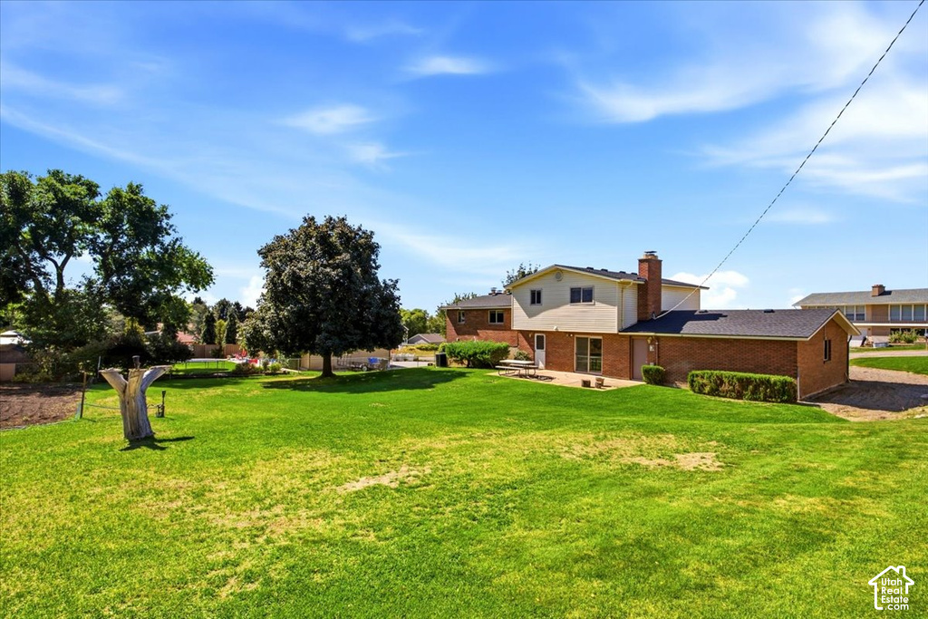 3200 N 325 W photo 4