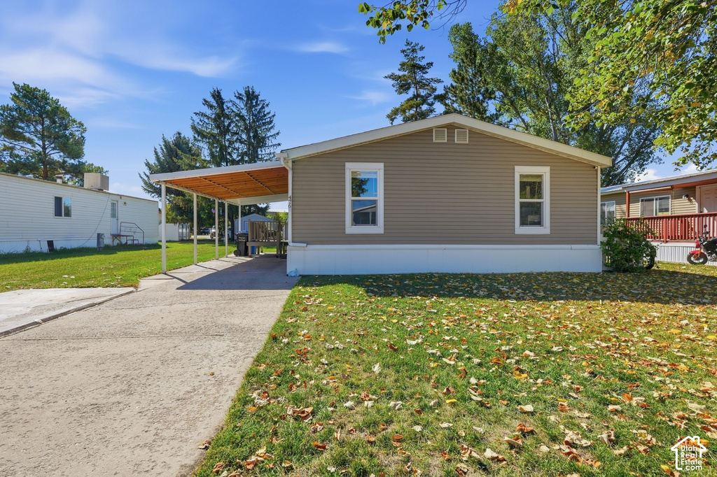 476 W 725 N photo 2