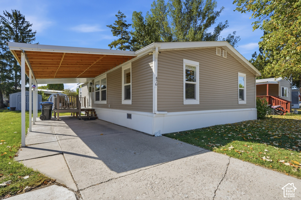 476 W 725 N photo 3
