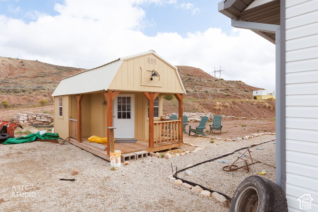 27215 N HIGHWAY 6 photo 4