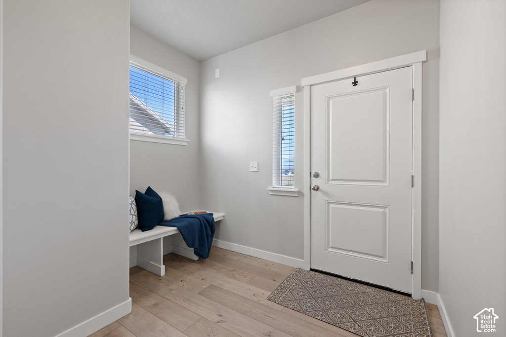 73 N LEXINGTON WAY photo 4