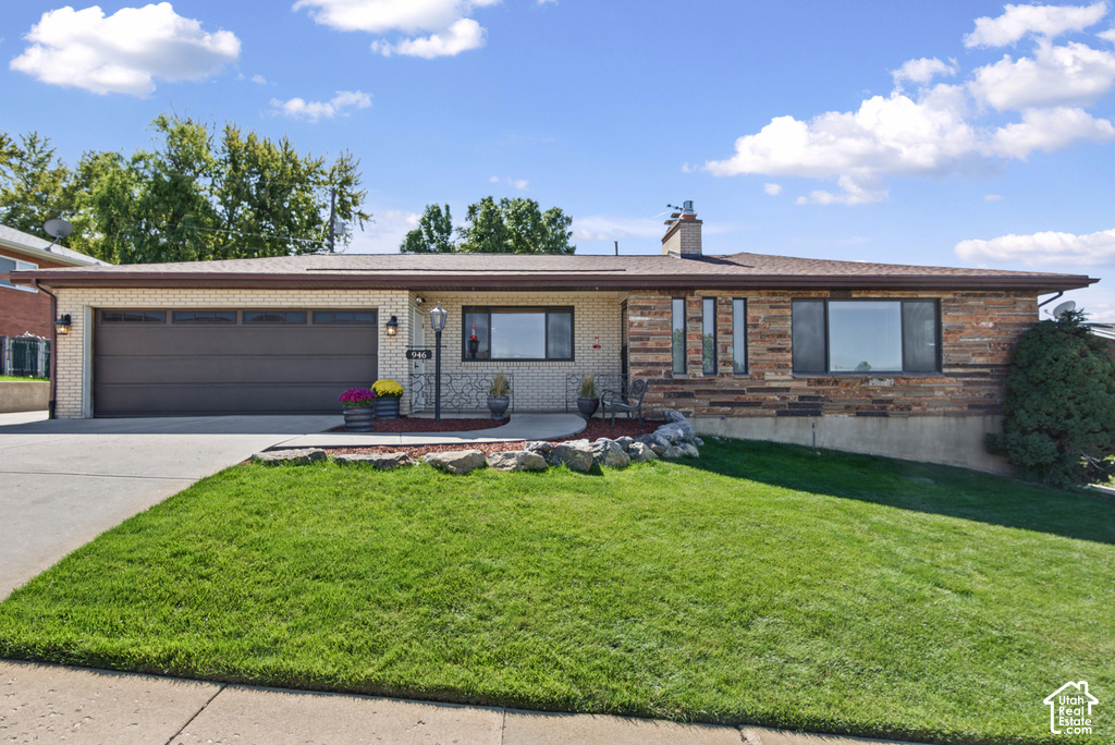 946 E ARLINGTON S WAY photo 2