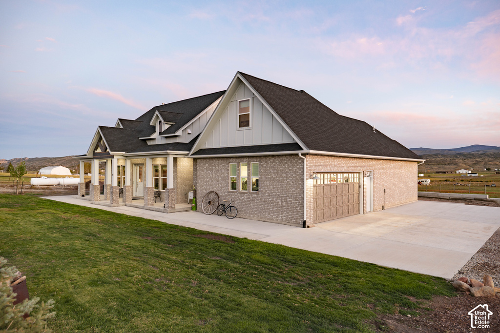548 E BROOK LN photo 4