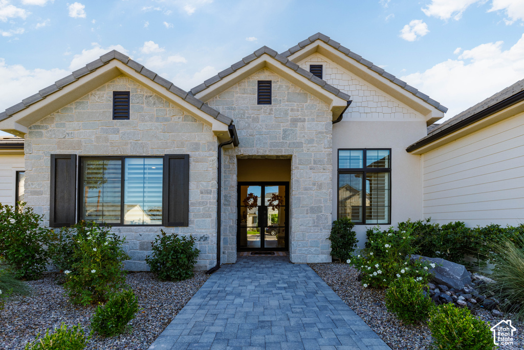2764 E MOORLAND DR photo 4