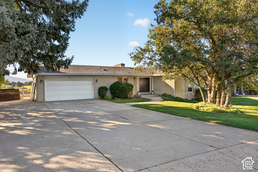 1664 E GORDON E AVE photo 2