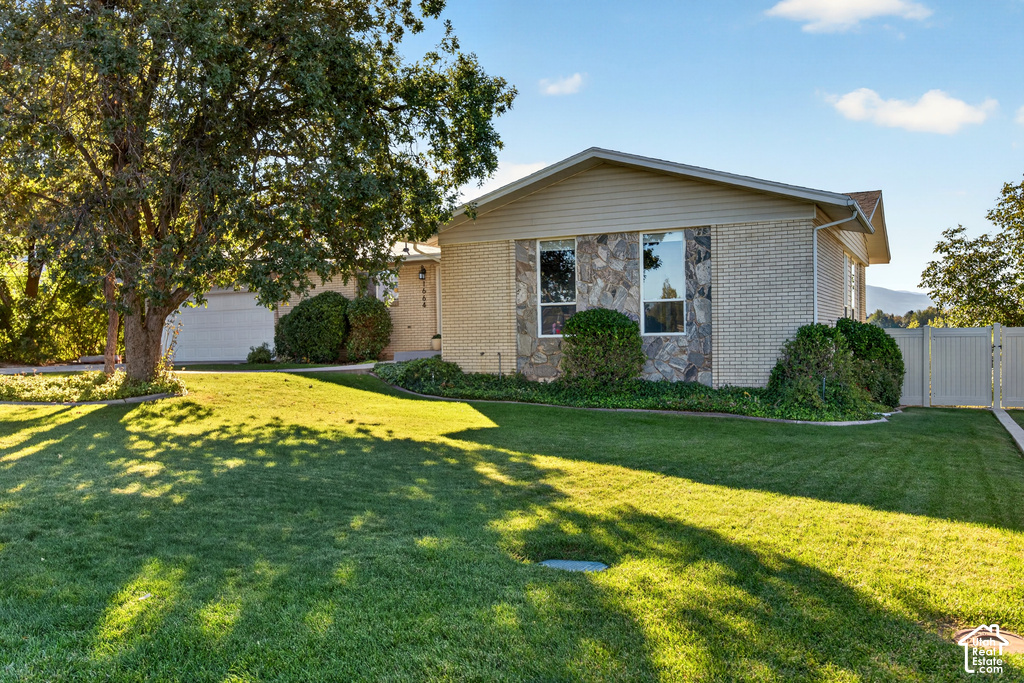 1664 E GORDON E AVE photo 4