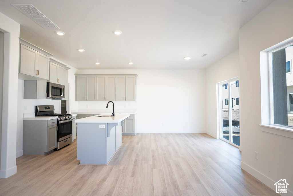 562 W 1750 N photo 4