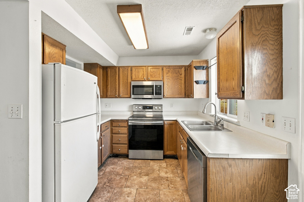158 N 1120 E photo 2