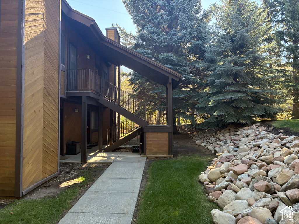 2025 CANYONS RESORT DR photo 2