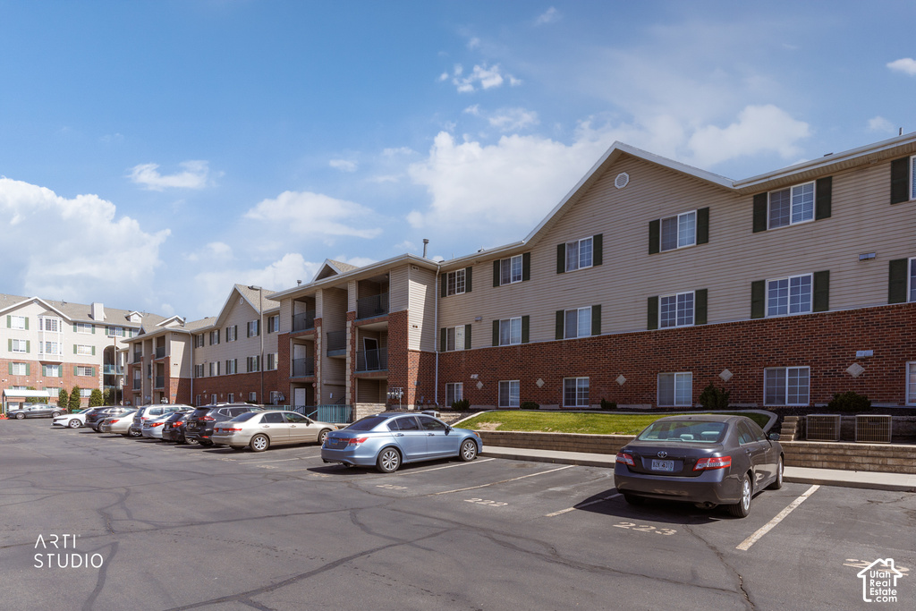 1230 N 104 W photo 3