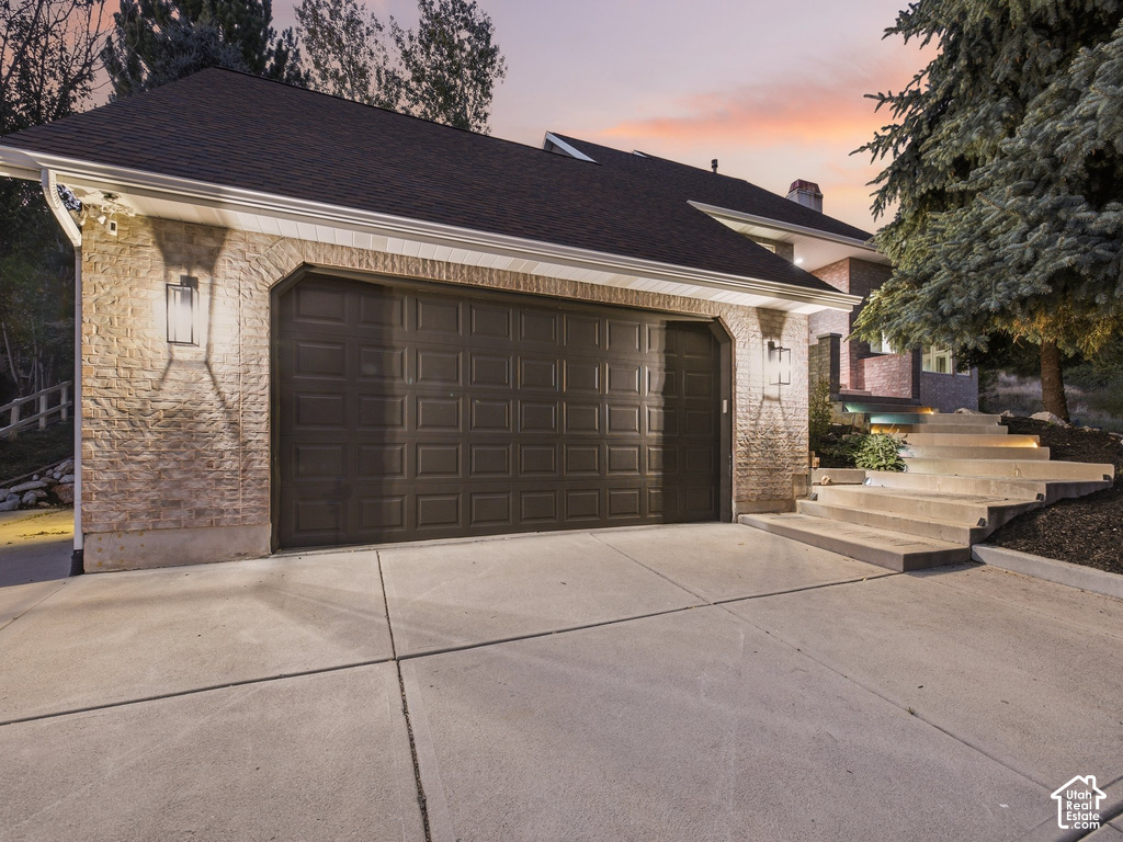 2119 E OAK LN photo 5