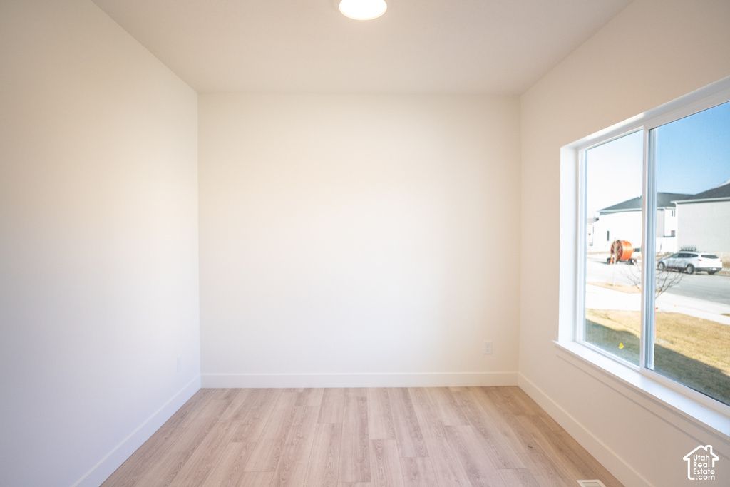 647 N 410 E LOT #16 E photo 4