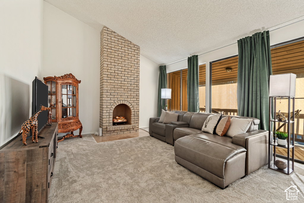 2741 N EDGEWOOD DR photo 4