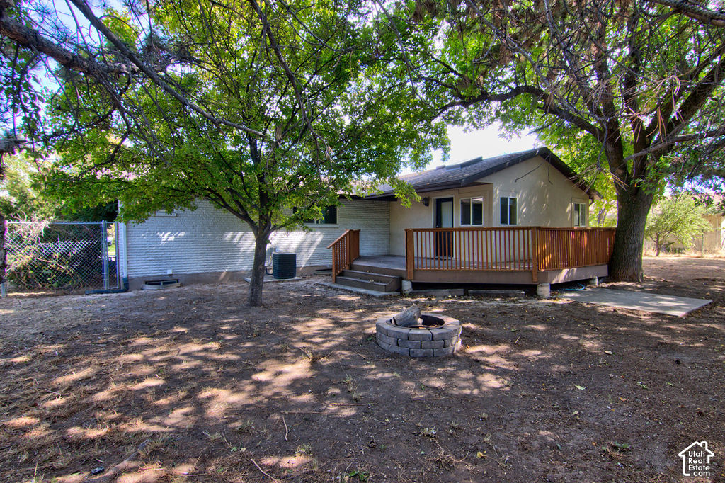 785 N 200 E photo 4