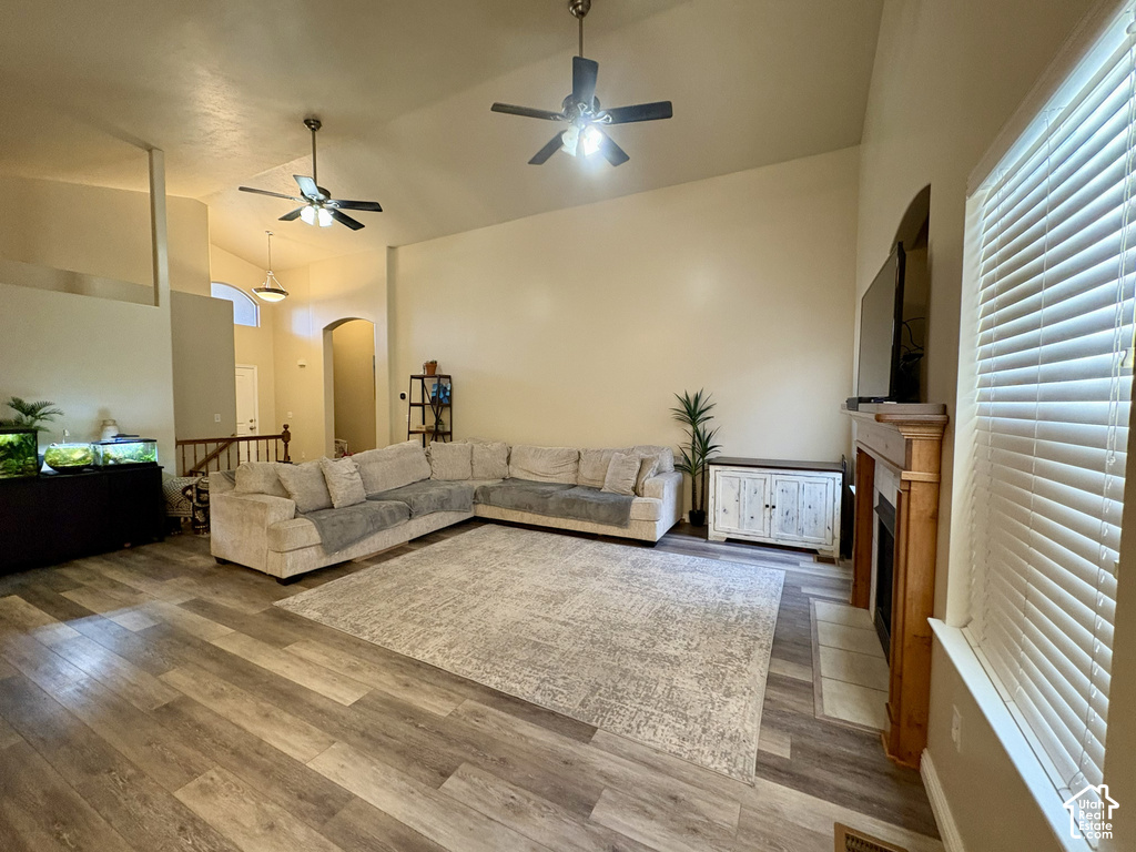 1758 S 50 E photo 4
