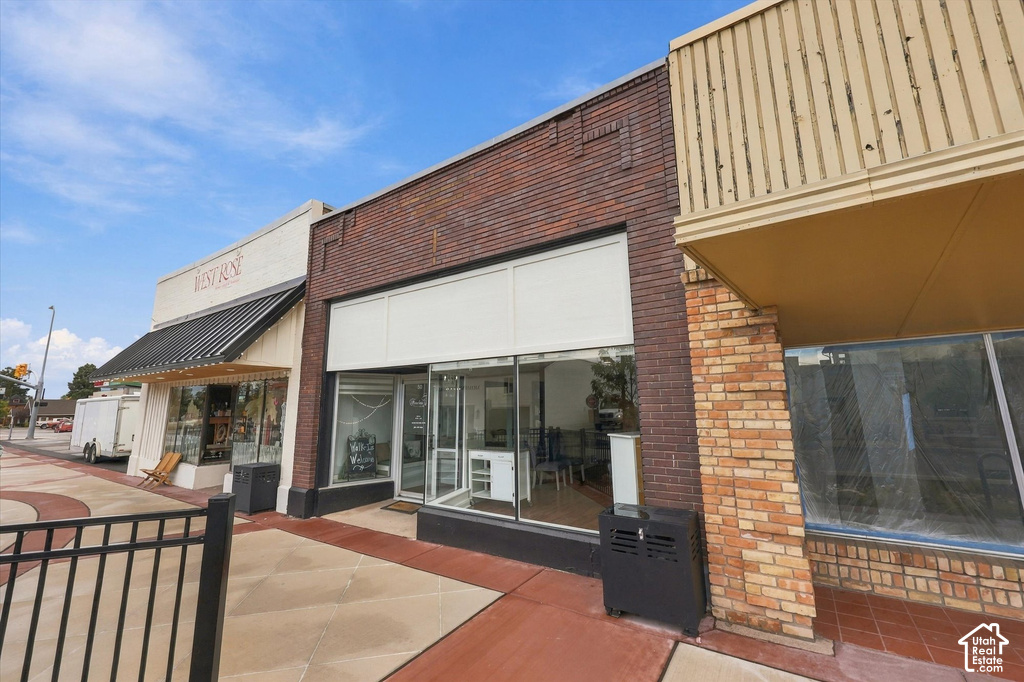 50 N MAIN ST photo 2