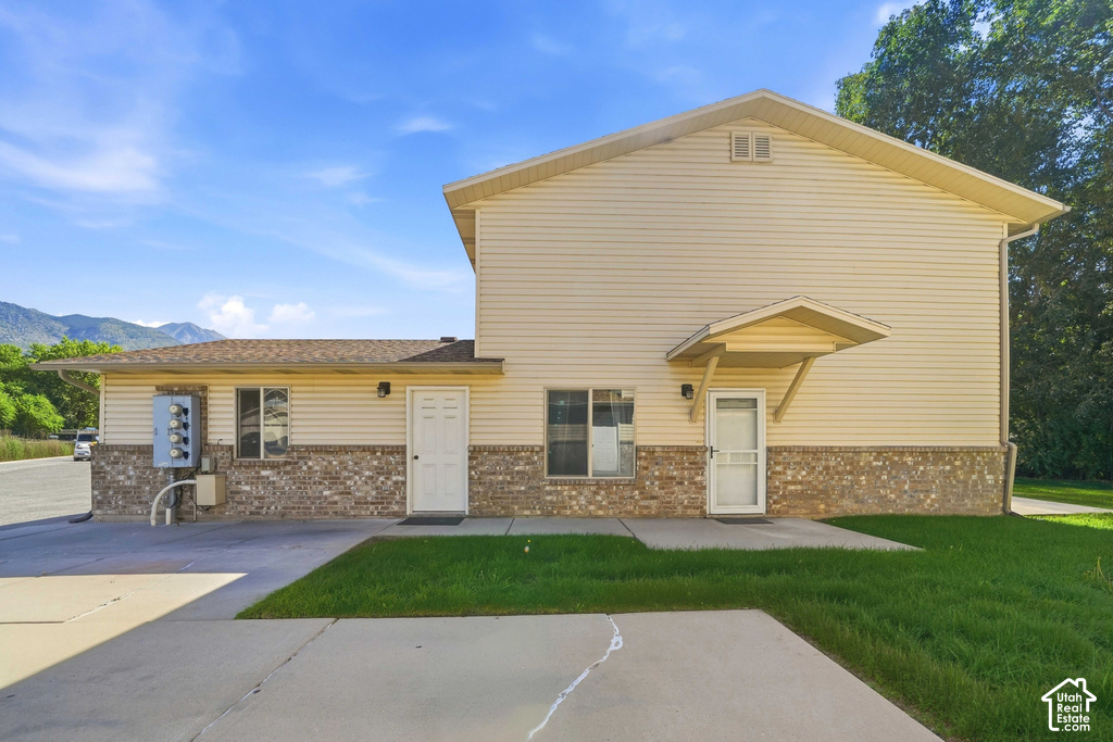 1305 MONROE BLVD photo 2