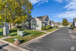 3331 S ABBEY GLEN W WAY photo 3