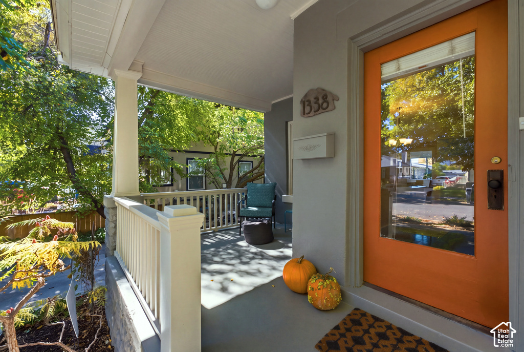 1338 S GREEN ST photo 4