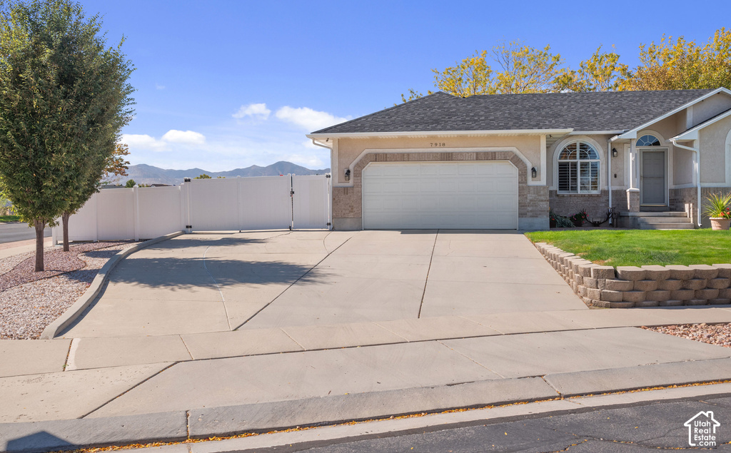 7918 S ABERCROMBIE W LN photo 4