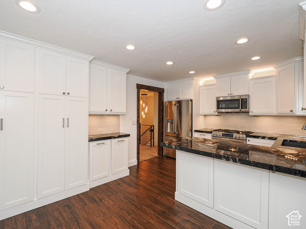 885 E WINTER WAY photo 4