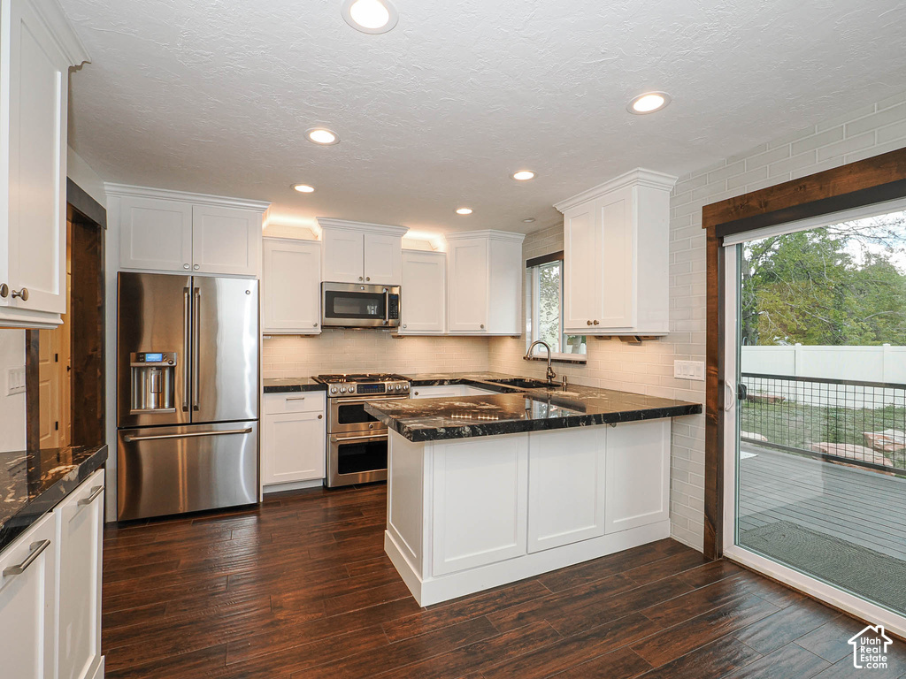 885 E WINTER WAY photo 2