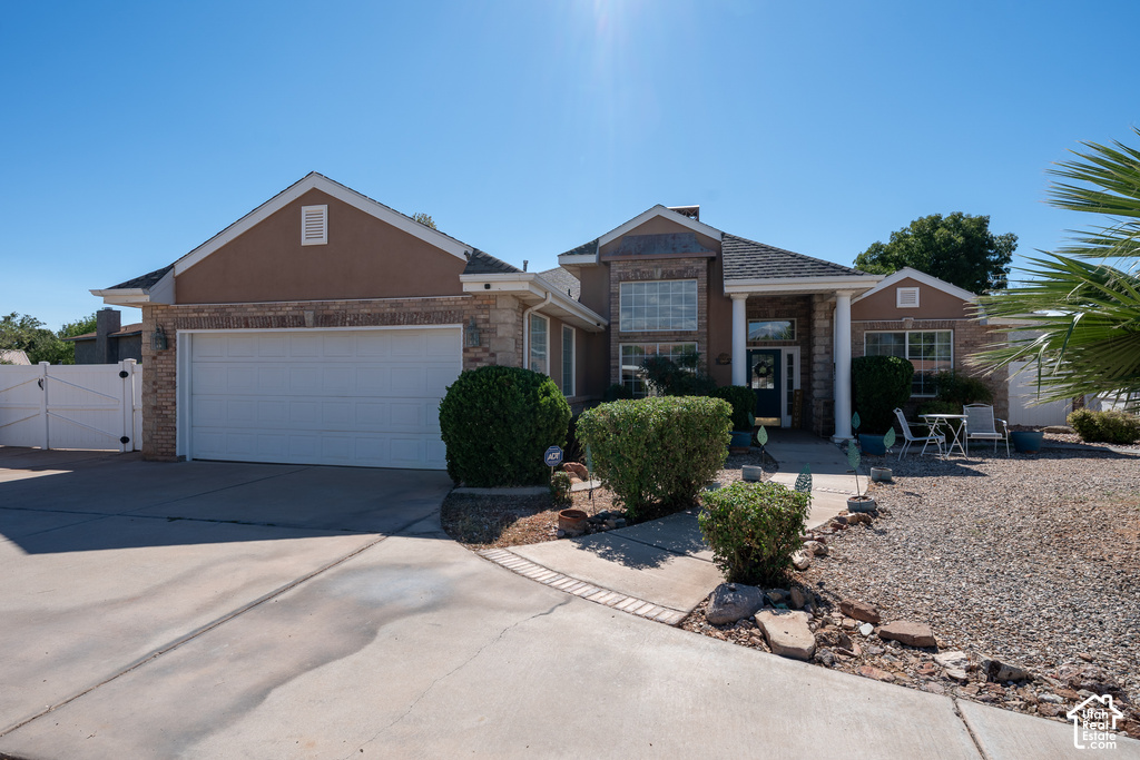2887 S PALM CIR photo 2