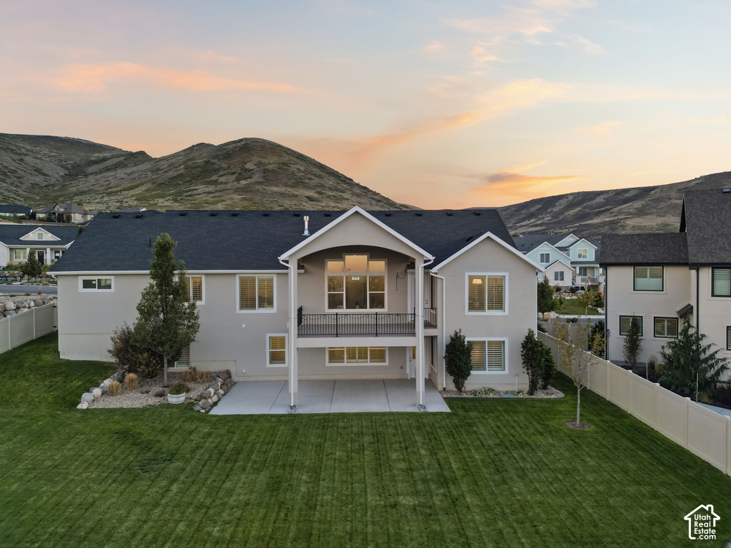 6644 W SKY BIRD CIR photo 4