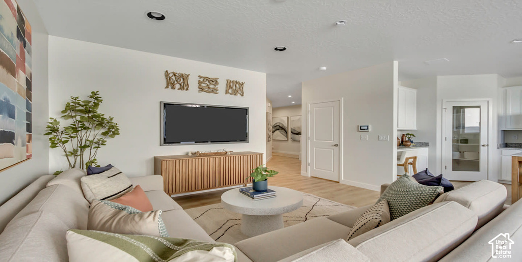 1522 N 1130 W photo 4
