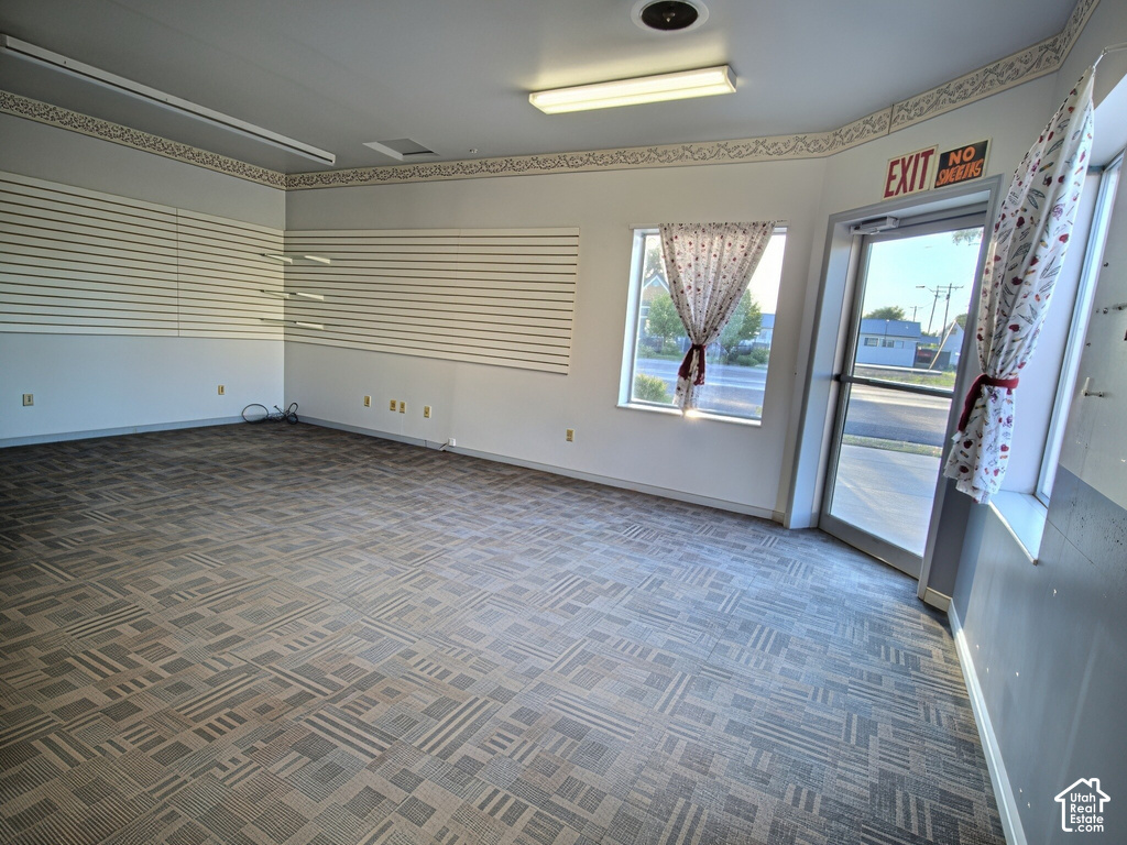 395 S VERNAL AVE photo 5