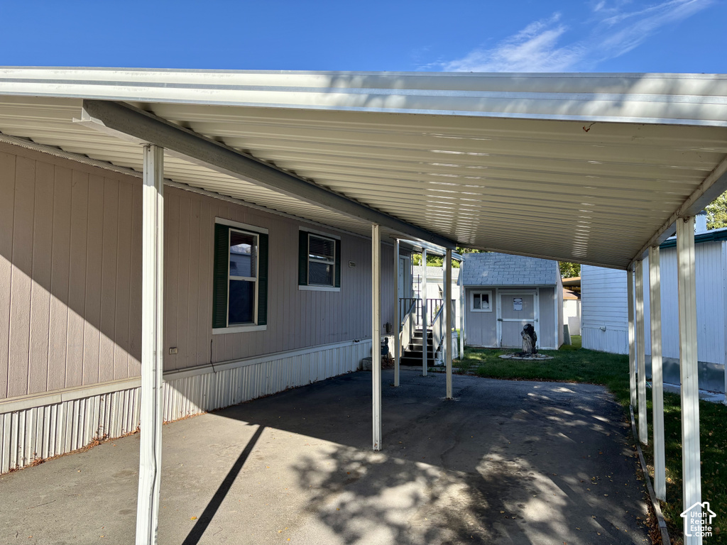 120 N 350 W photo 4