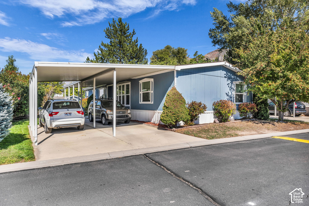 1033 E 1160 S photo 4