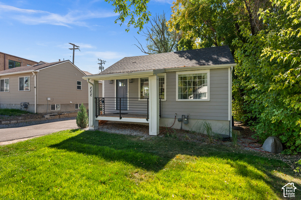 668 E SPRING VIEW DR photo 2