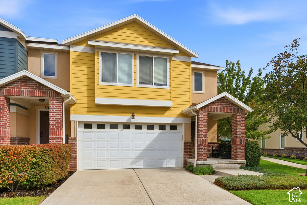 8985 S HEIGHTS E DR photo 2