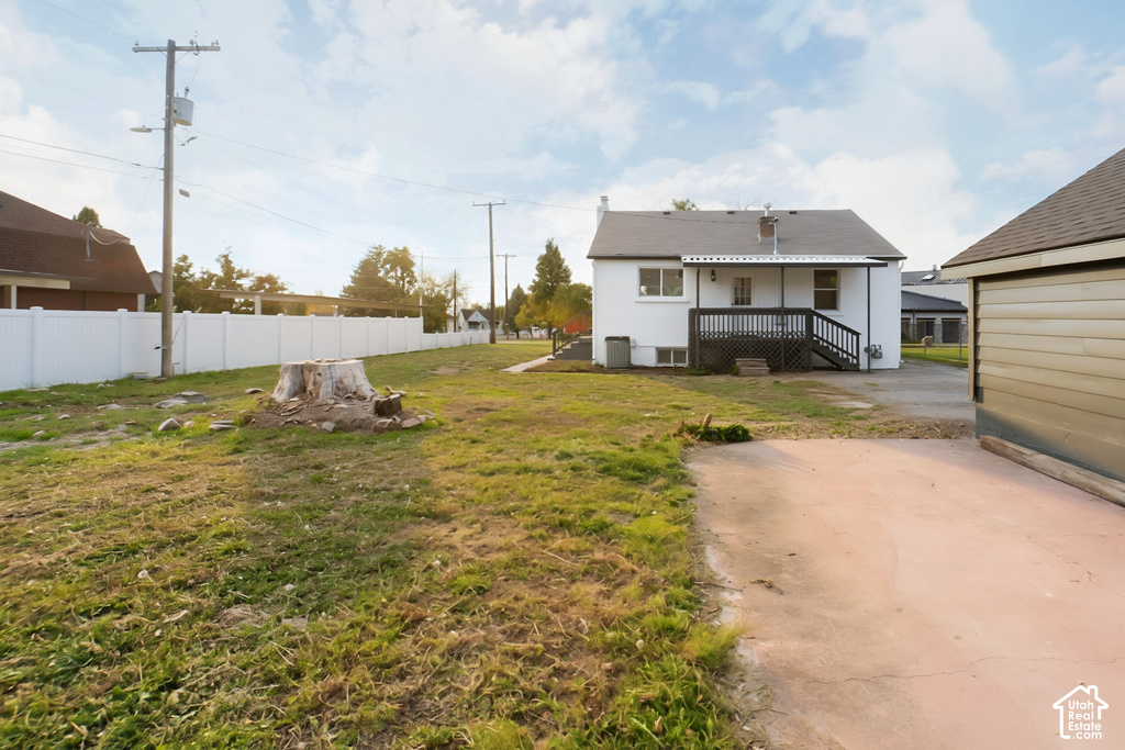 165 S 100 E photo 5