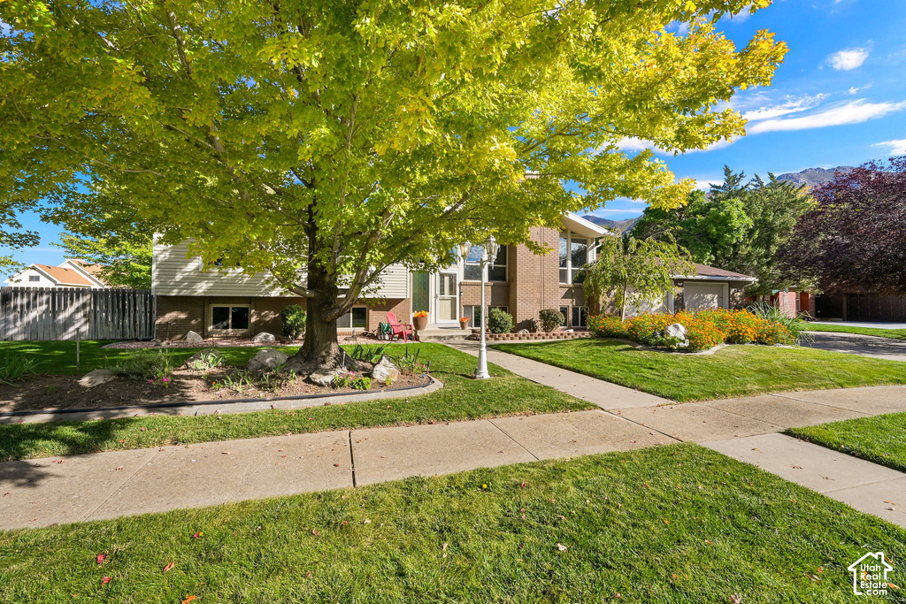 2060 E 6175 S photo 2