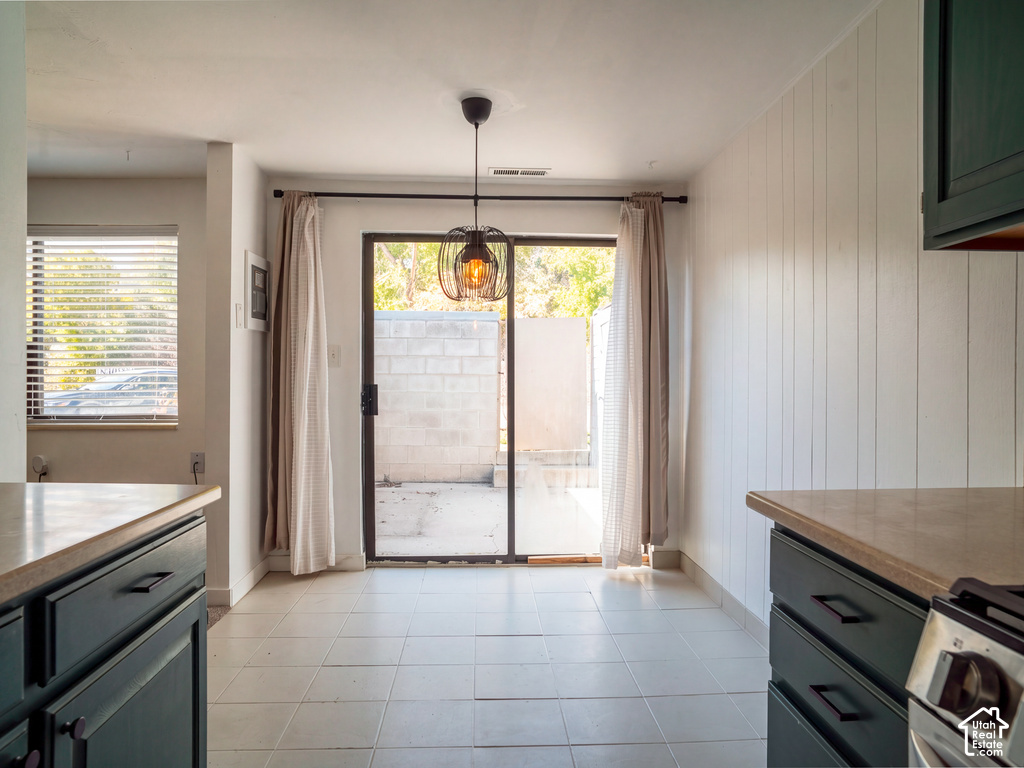 1455 ARTHUR DR photo 2