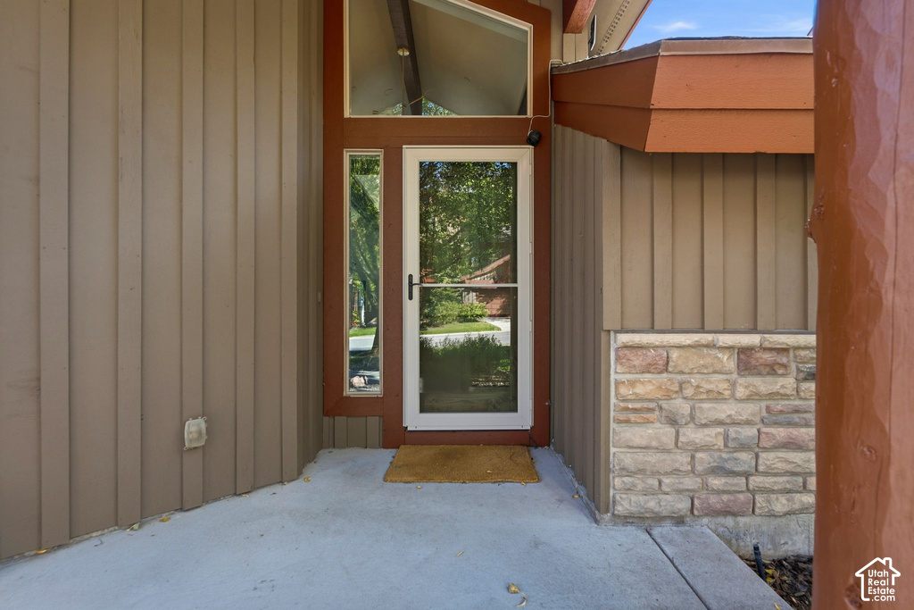 3447 CEDAR DR photo 4