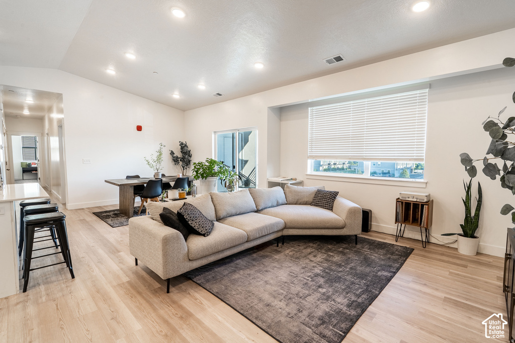 475 W 60 S photo 3