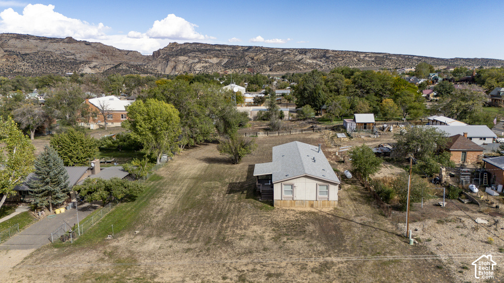 30 N 200 W photo 2