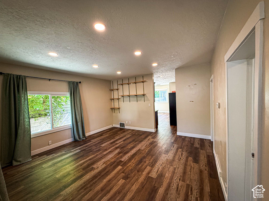 1065 W EUCLID S AVE photo 2